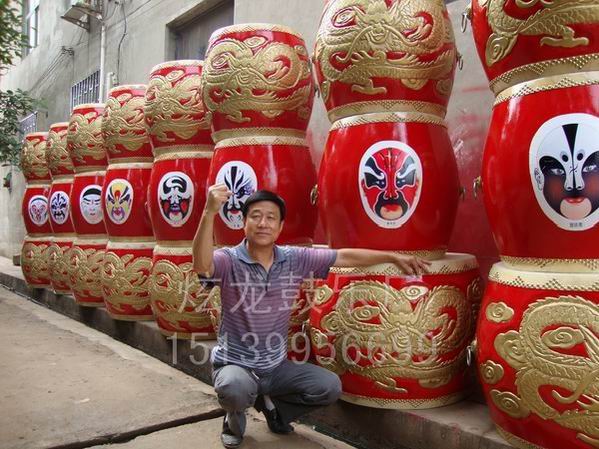 雕刻龍臉譜鼓