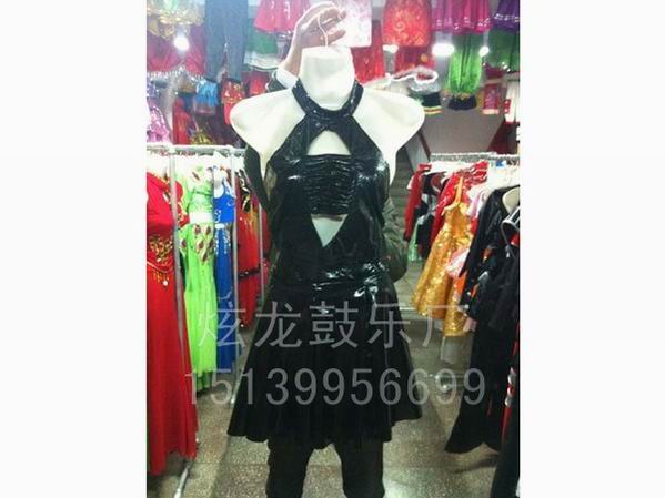 服裝道具16